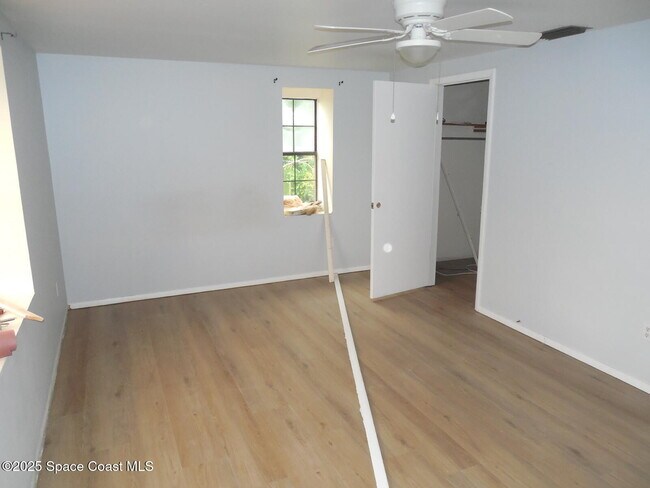 Building Photo - 345 Ocean View Ln