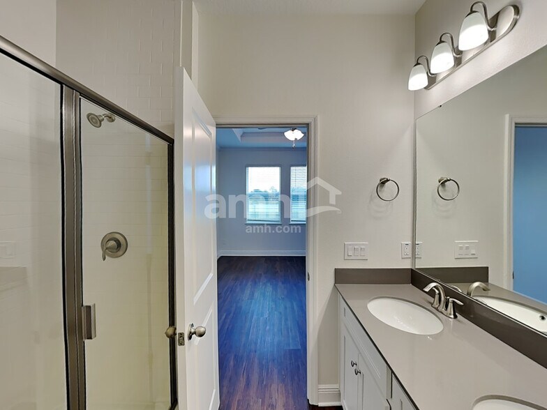 Building Photo - 2776 Ponds Trl