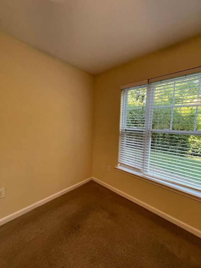 Building Photo - 3700 Spruce Ridge Way