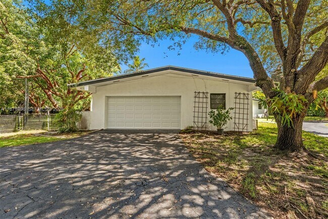 Building Photo - 6275 SW 123rd Terrace