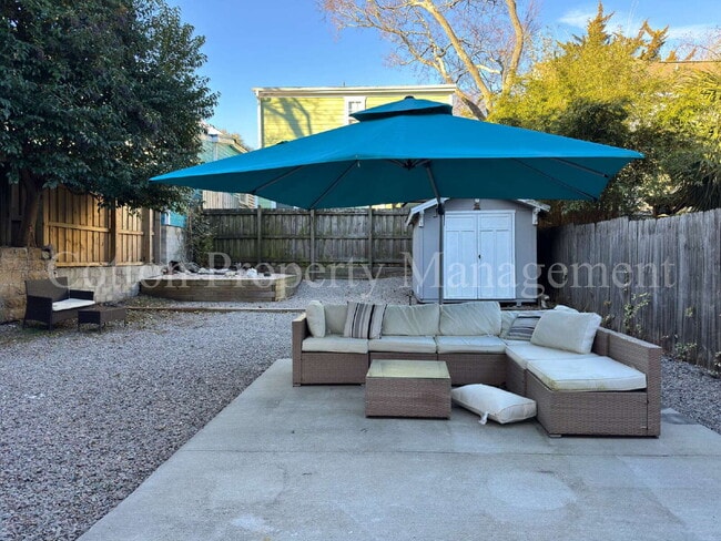 Building Photo - 120 S 9th St