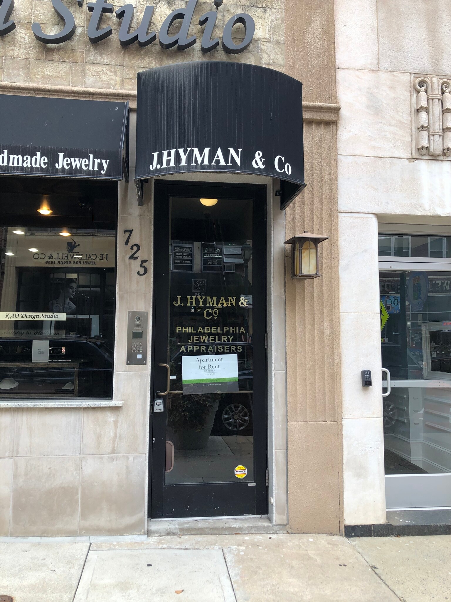 Building Photo - 725 Sansom St