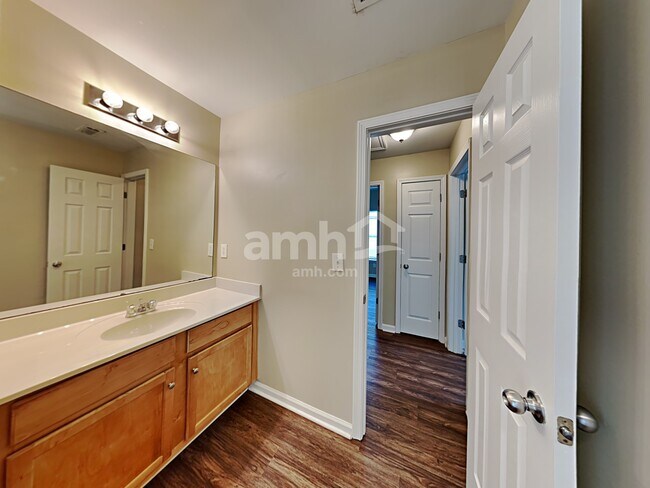 Building Photo - 1446 Wilson Manor Cir