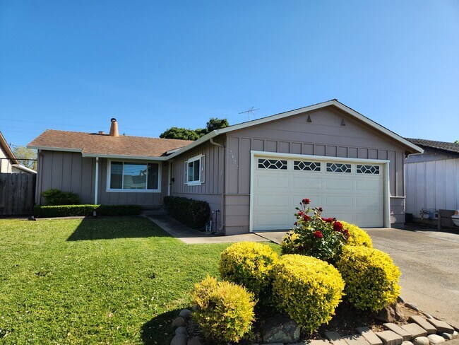 Building Photo - 3 bedroom home in San Mateo