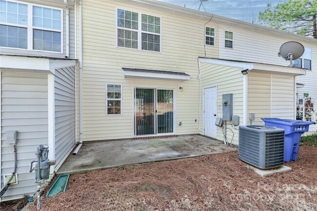 Building Photo - 153 Marakery Rd