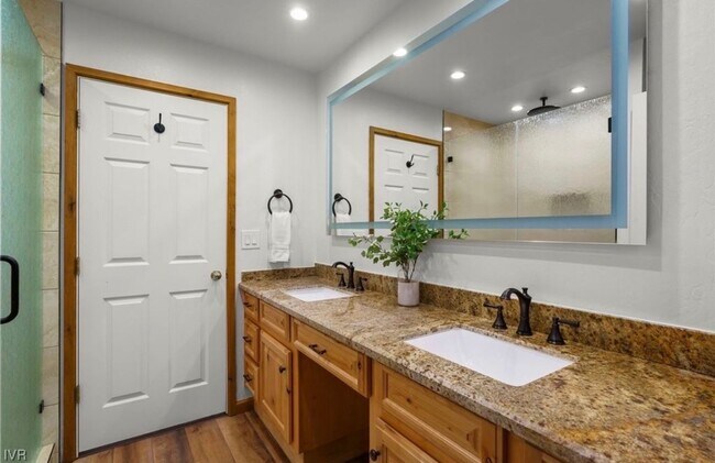 Building Photo - Mountain Modern Retreat