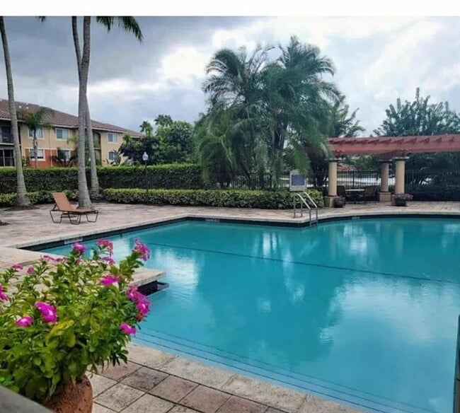 Building Photo - 4197 N Haverhill Rd