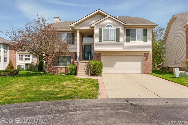 Building Photo - 4721 Carrington Dr