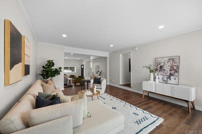 Building Photo - Spacious Remodeled Home with Separate Apar...