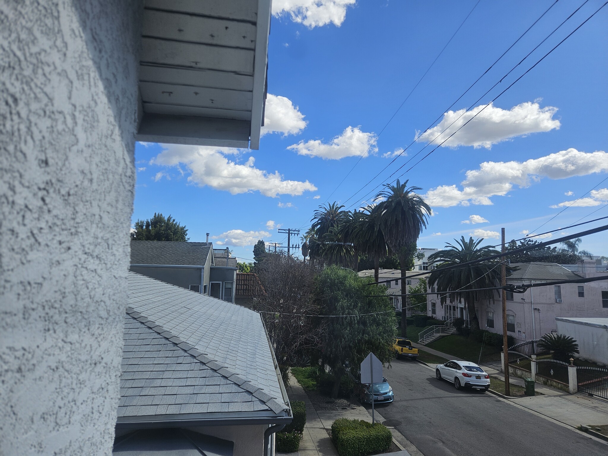 Building Photo - 5159 Clinton St