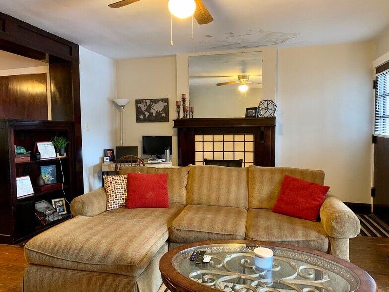 Building Photo - 157 Wilber Ave