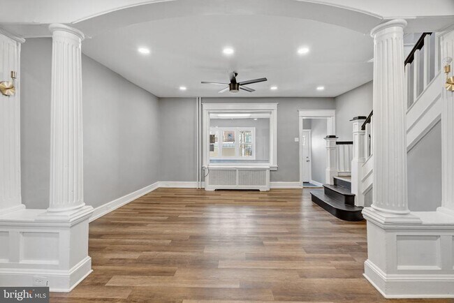 Building Photo - 3045 Weikel St