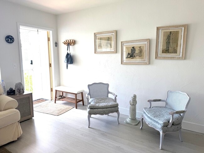 Building Photo - 3322 Cynthia Ln