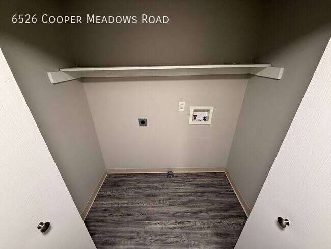 Building Photo - 6526 Cooper Meadows Rd