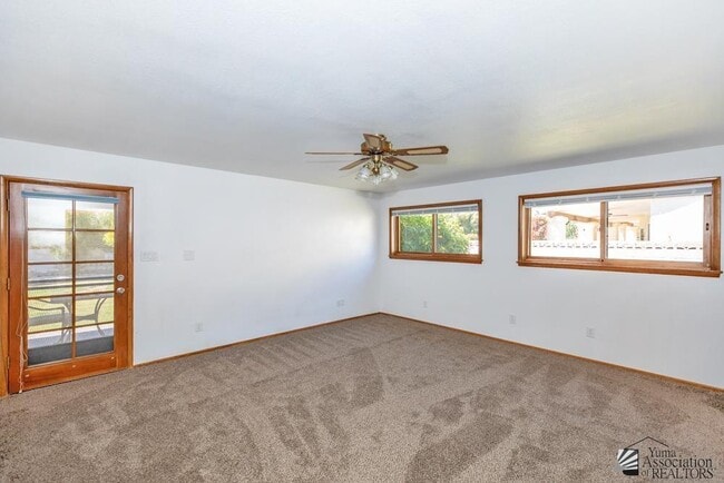 Building Photo - 3294 S Pinto Wy