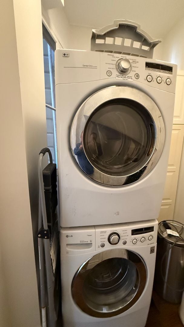 Building Photo - EPIC REA- Outstanding NOPA Location w/Garage Parking - 2 BR/1 BA Condo