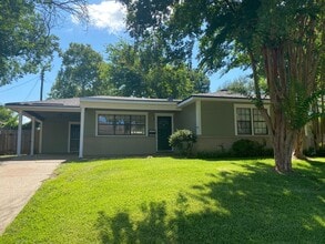 Building Photo - 3BR in Broadmoor