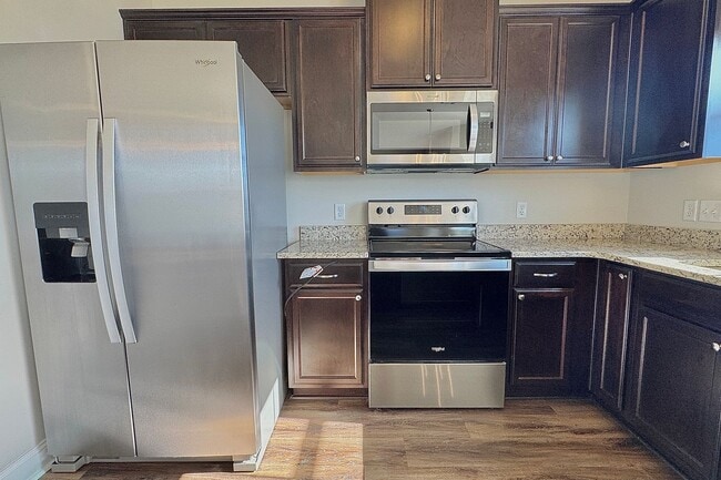 Building Photo - COMING EARLY FEBRUARY 2026! (One Pet Maximum)