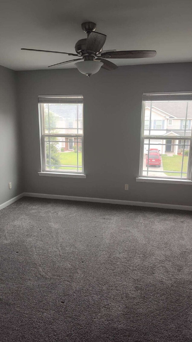 Building Photo - Huge Gorgeous Home on a Corner Lot