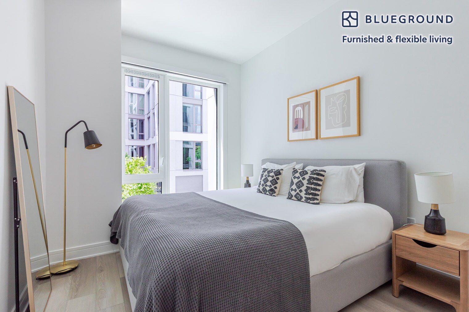 Building Photo - 240 3rd Ave