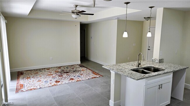 Building Photo - 1125 Copley St E