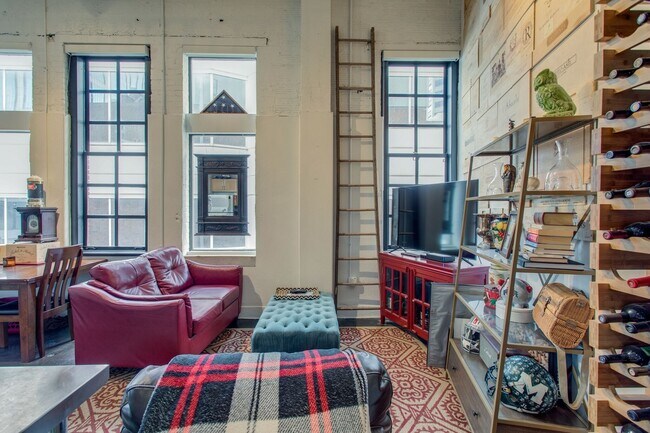 Building Photo - 239 Rep John Lewis Way N