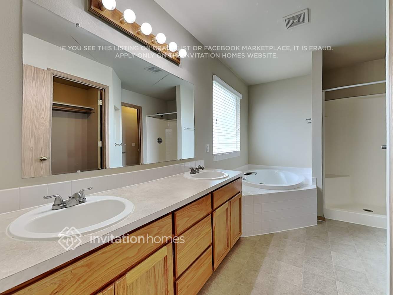 Building Photo - 17302 26th Ave E