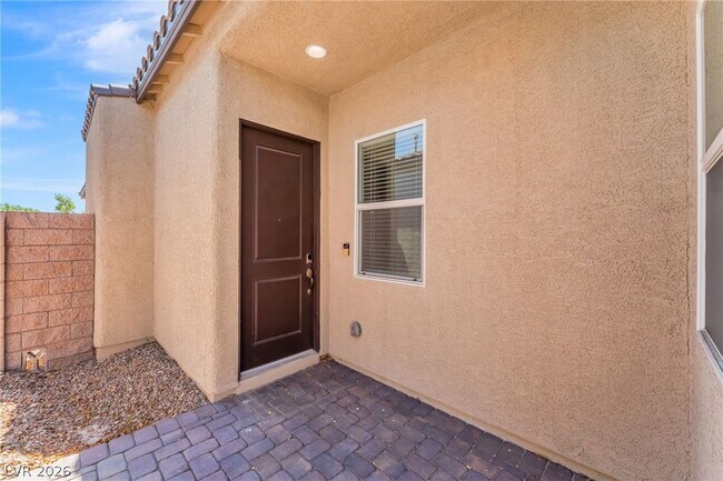 Building Photo - 4748 N Calming Gdn St