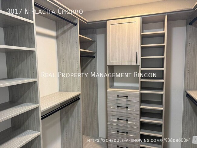 Building Photo - 3017 Placita Chorro