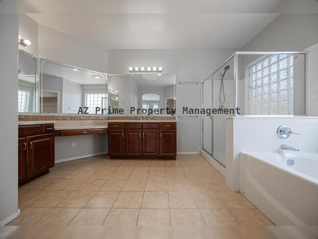 Building Photo - 15268 W Coolidge St