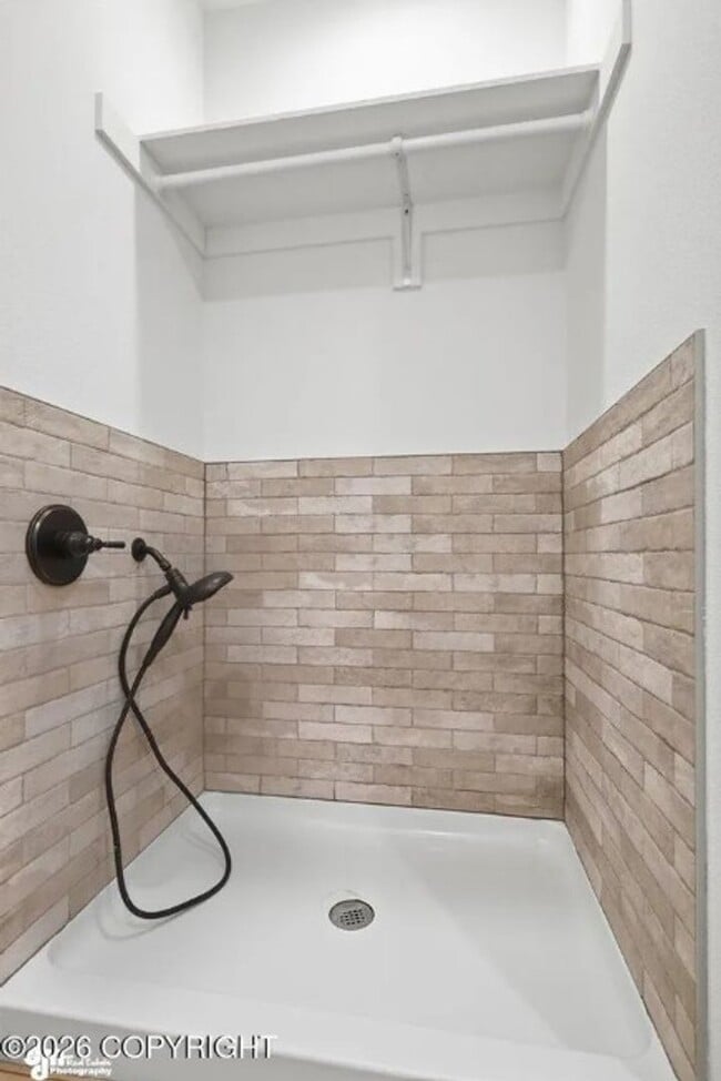 Building Photo - 7064 E Tumnus Cir