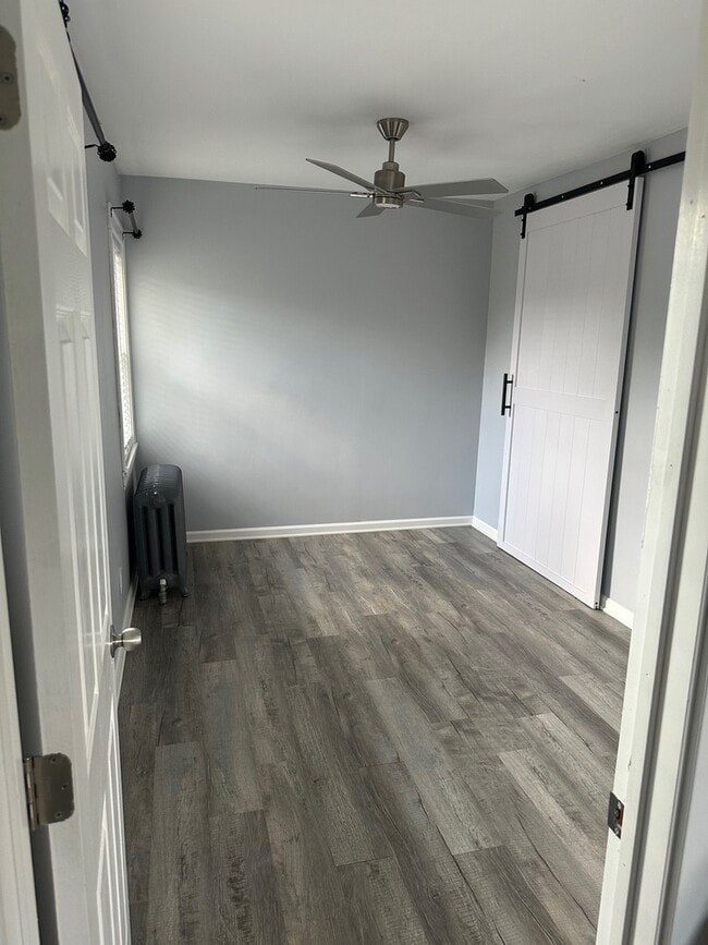 Building Photo - 6 S Monterey Ave