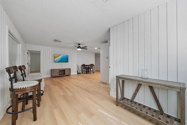 Building Photo - 14339 Collecting Canal Rd