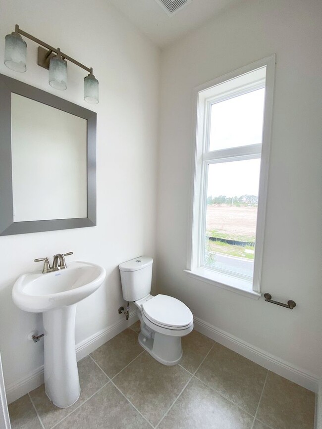Building Photo - Townhouse in Lake Nona "Eagle Creek" for Rent