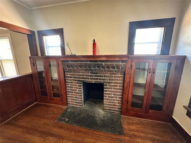 Building Photo - 746 S Jenkins Ave
