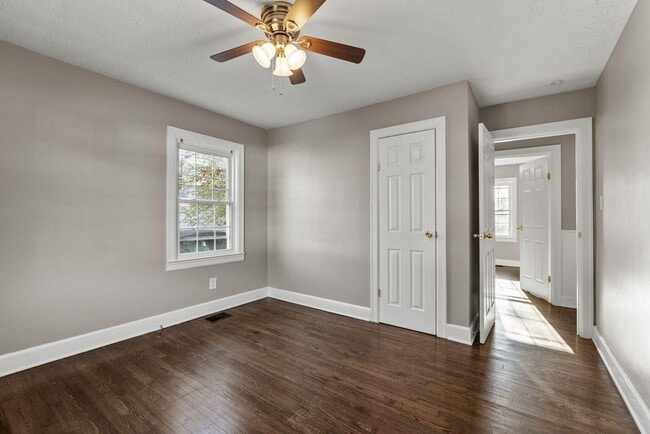 Building Photo - 154 Northwood Dr