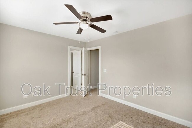 Building Photo - 4120 Rigsby Ln