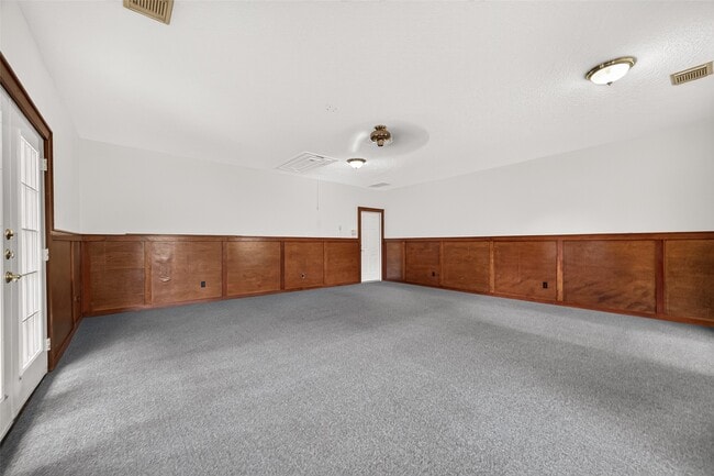Building Photo - 2314 Carriage Run E