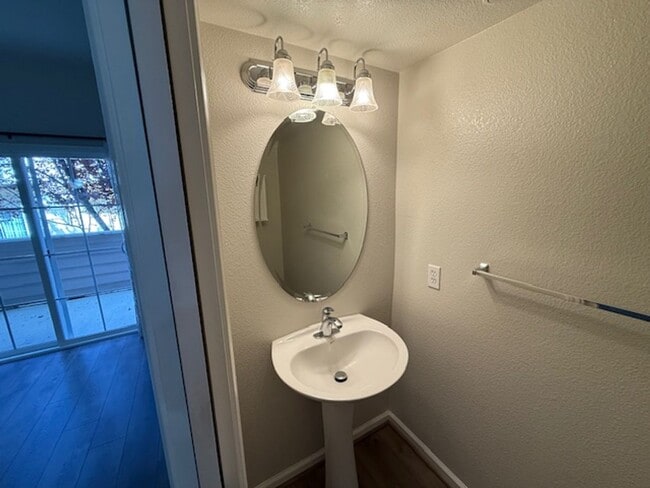 Building Photo - 2-Bedroom Martinez Townhome Near The Village Oaks Shopping Plaza
