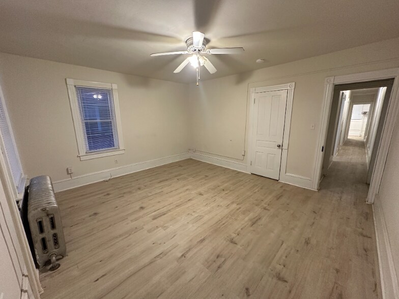 Building Photo - 381-383-383 S 3rd St