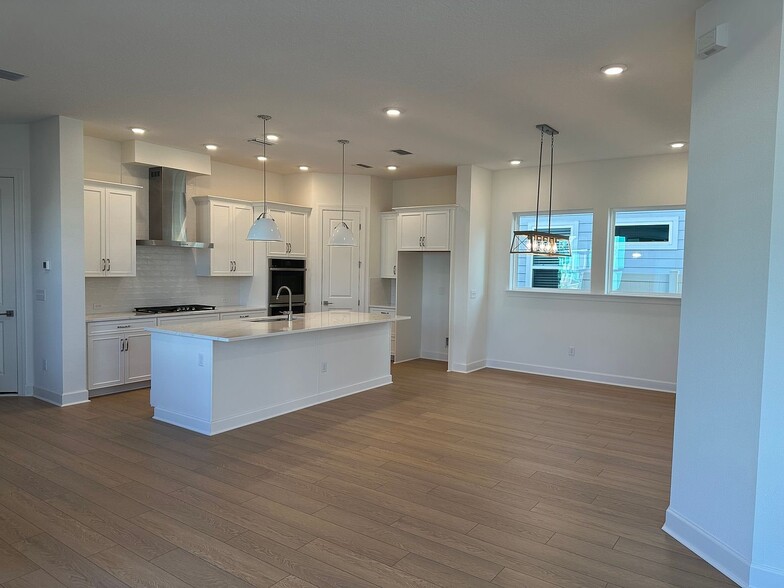 Building Photo - 165 Seabrook Vlg Ave