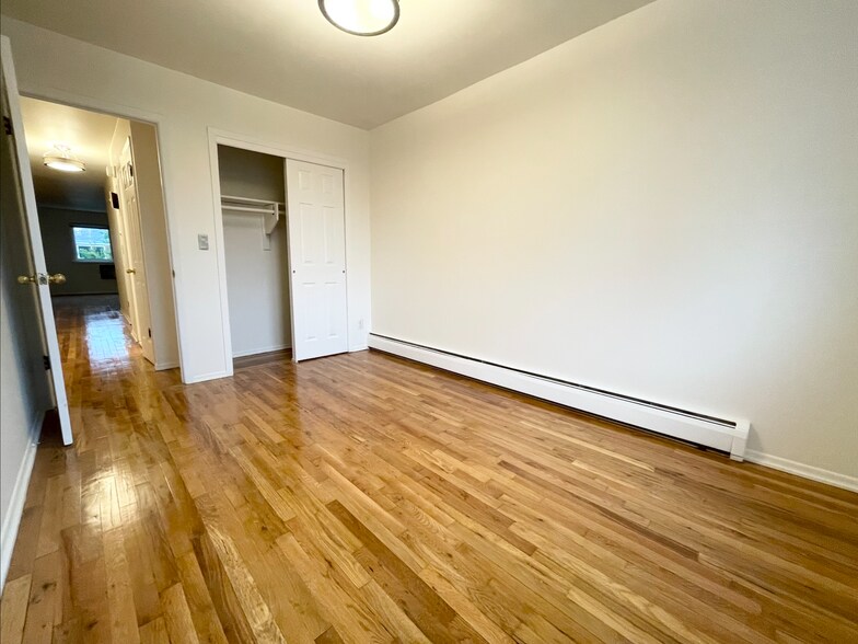 Building Photo - 4305 49th St