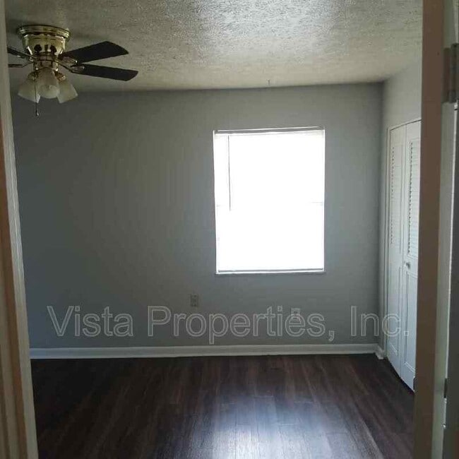 Building Photo - 1603 Gagel Ave