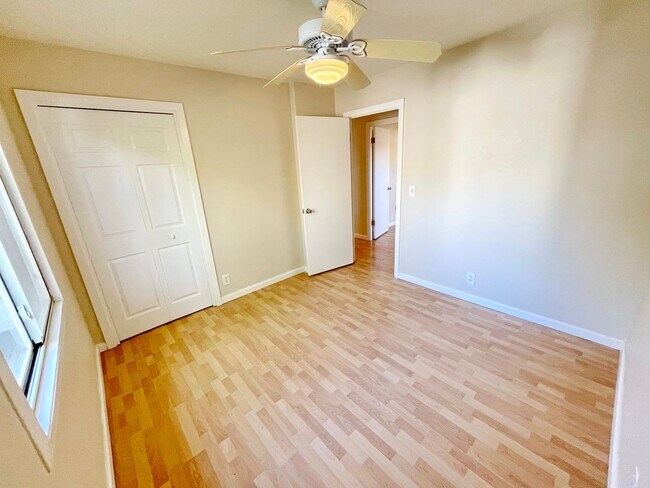 Building Photo - 3 Bed 1 Bath Unfurnished house in the Heart of Kihei - 1 year minimum available long term.