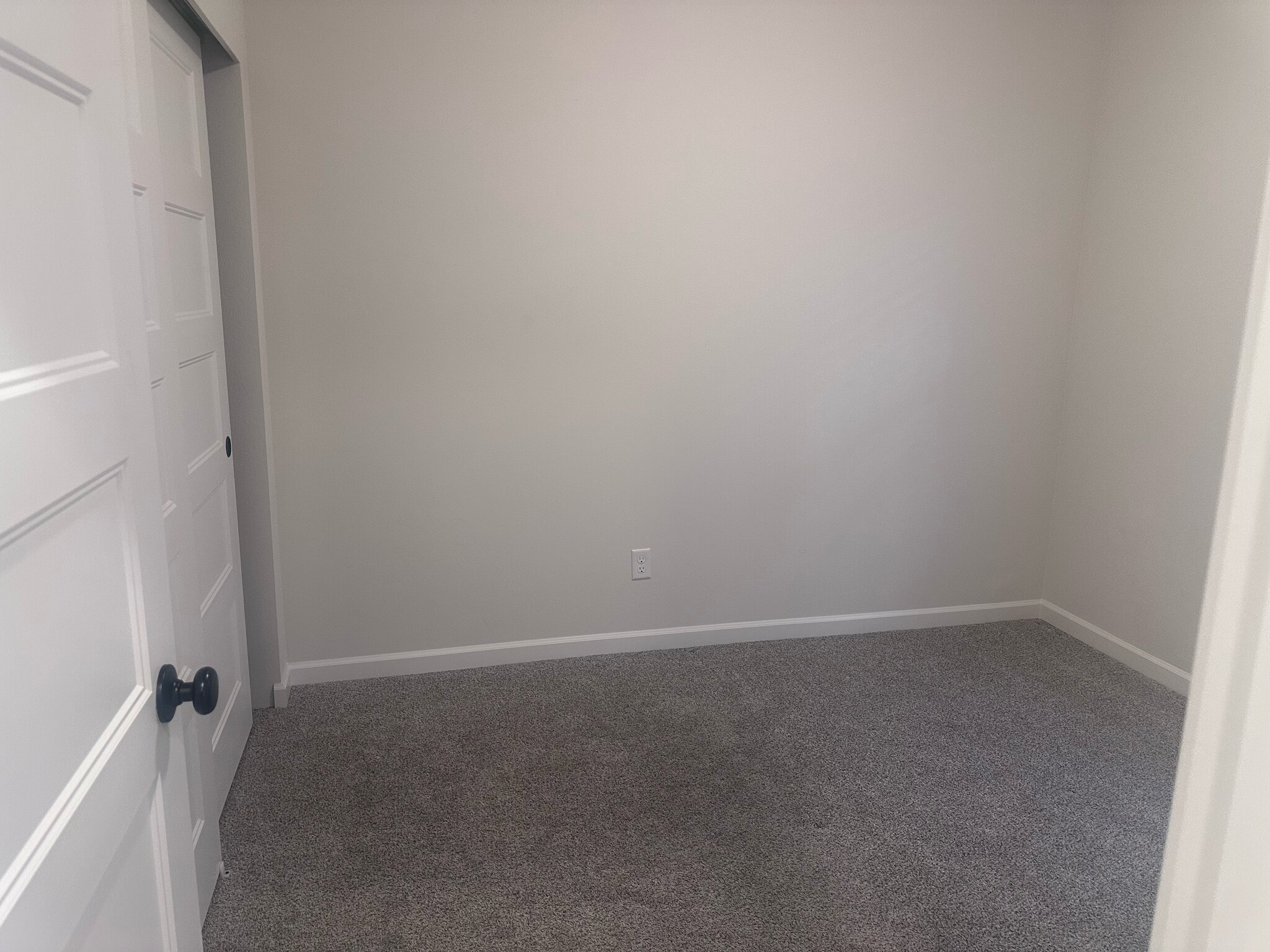 Building Photo - 12113 127th Ave E