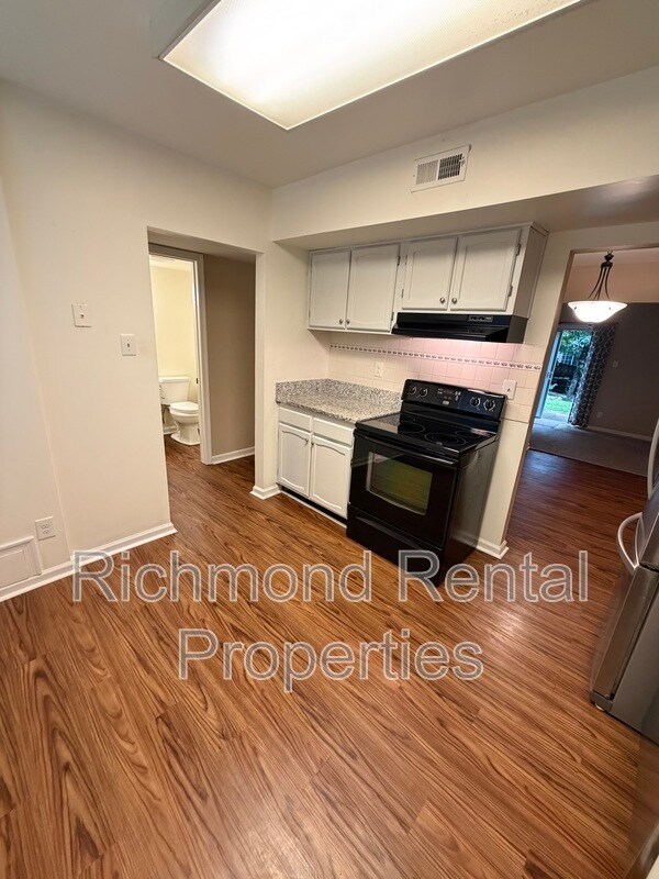 Building Photo - 1699 Heritage Hill Dr