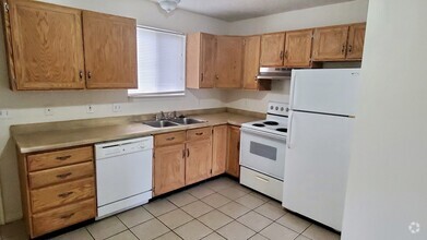 Building Photo - Kaysville #3
