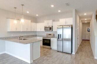 Building Photo - 4327 Doral Dr