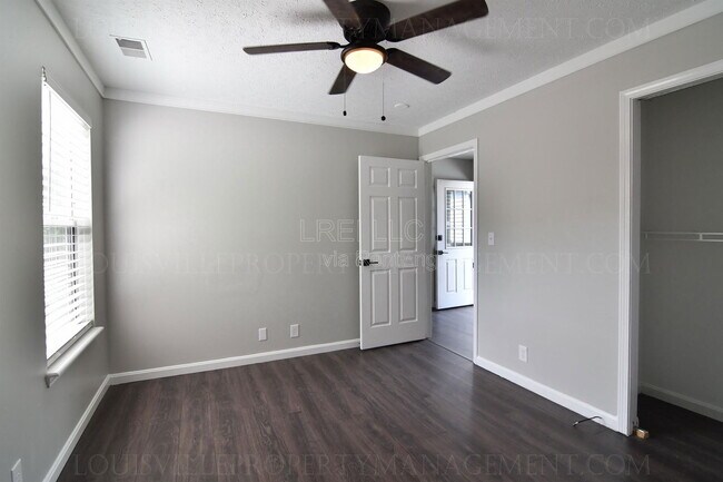 Building Photo - 1423 E Breckinridge St