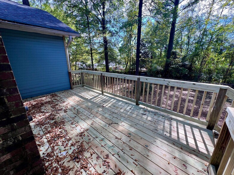 Building Photo - Northgate Home